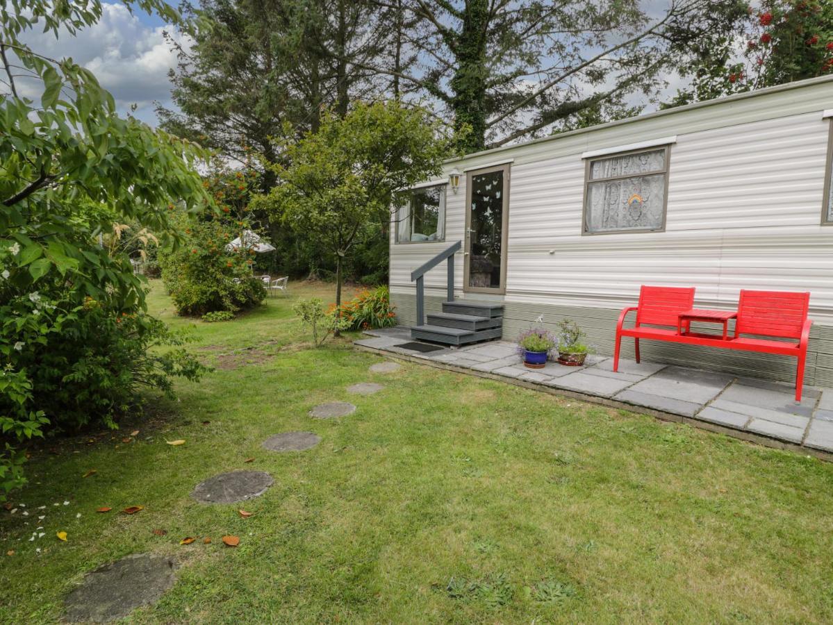 Fron Dderw Caravan Holyhead Extérieur photo
