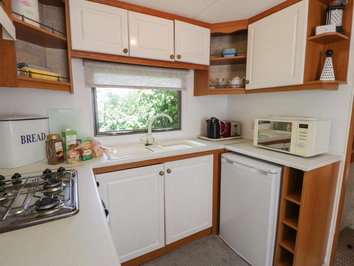 Fron Dderw Caravan Holyhead Extérieur photo
