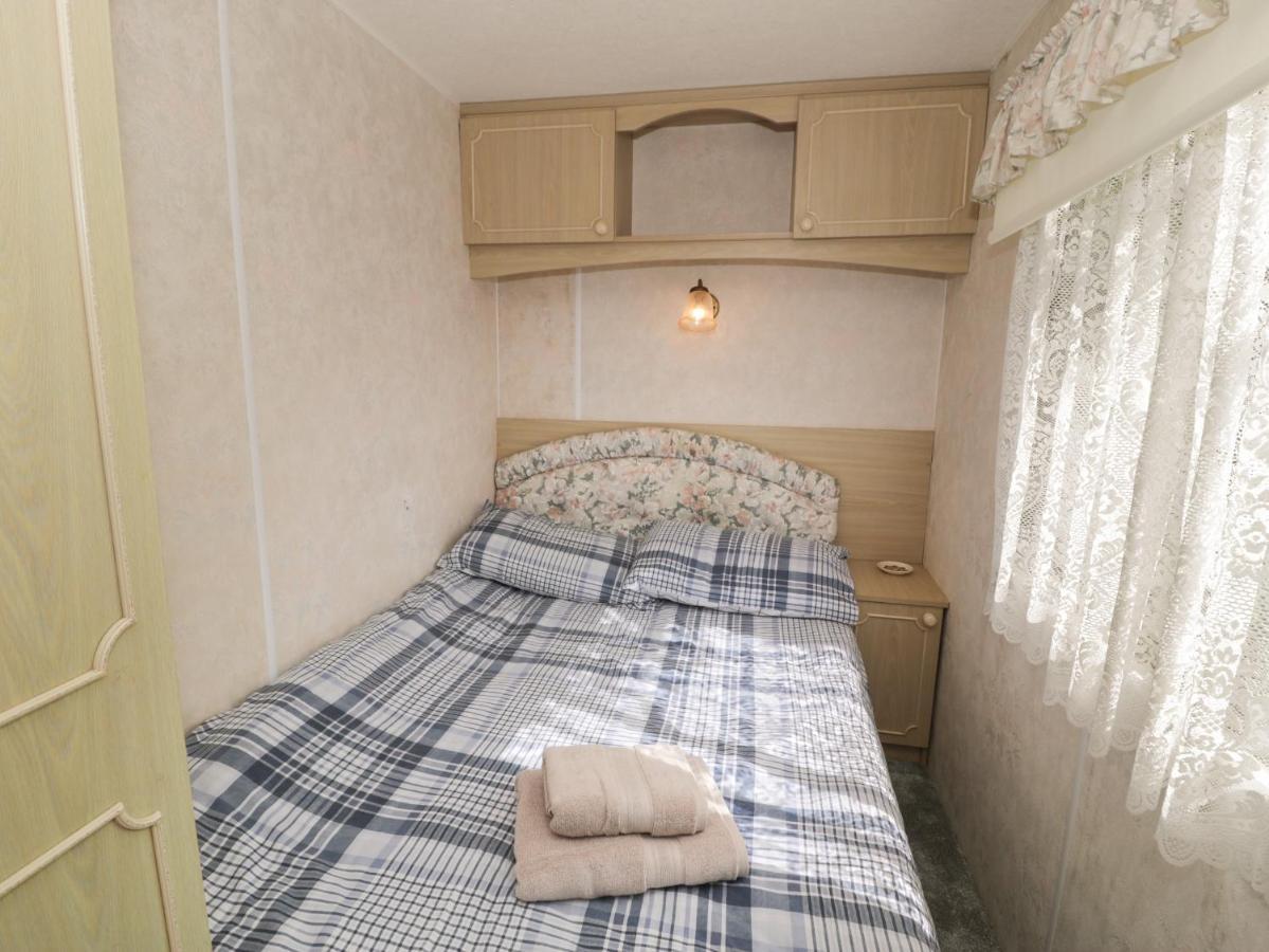 Fron Dderw Caravan Holyhead Extérieur photo